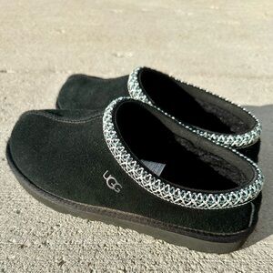 UGG Tasman slides